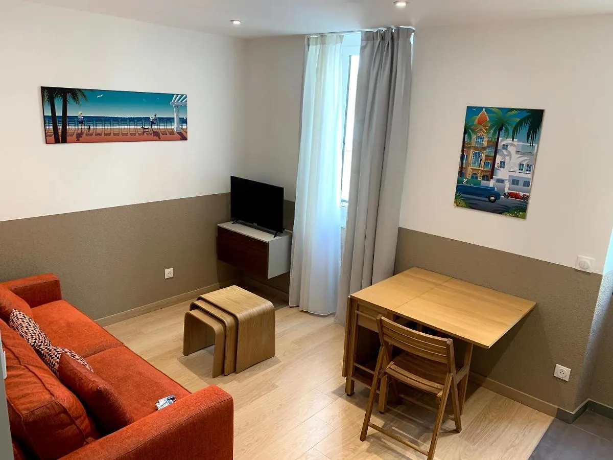 Share Inn Appartements Nizza 0*,  Francia